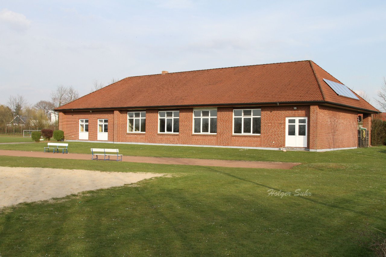 Bild 3 - Sportlerheim